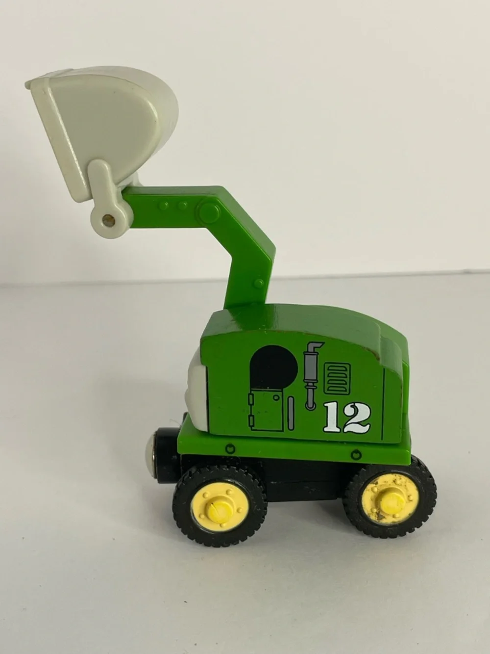 2003 Thomas And Friends Alfie Excavator and Trevor Traction Engine Wood Magnetic - Picture 3 of 13